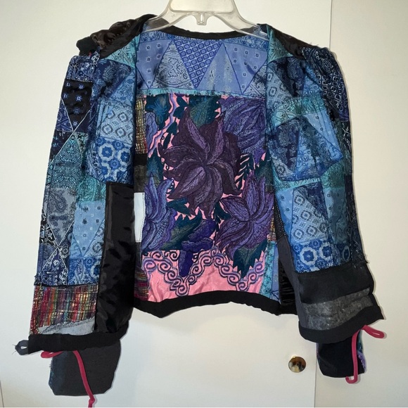 Upcycled Hoodie Sweatshirt Jacket Patchwork Fabric Scraps Frayed Apocalyptic - Picture 4 of 14